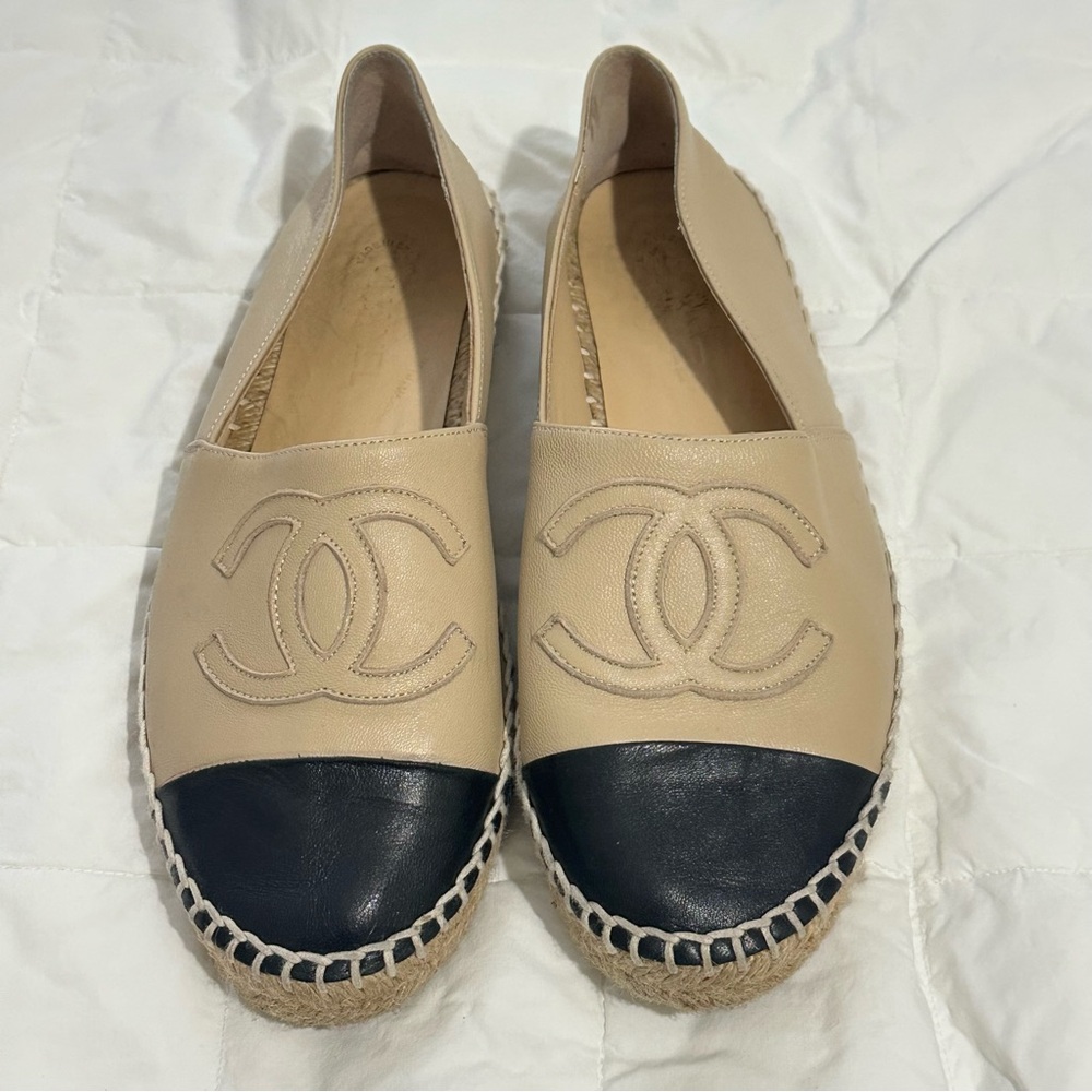 Chanel espadrilles Beige Leather Size EU 40